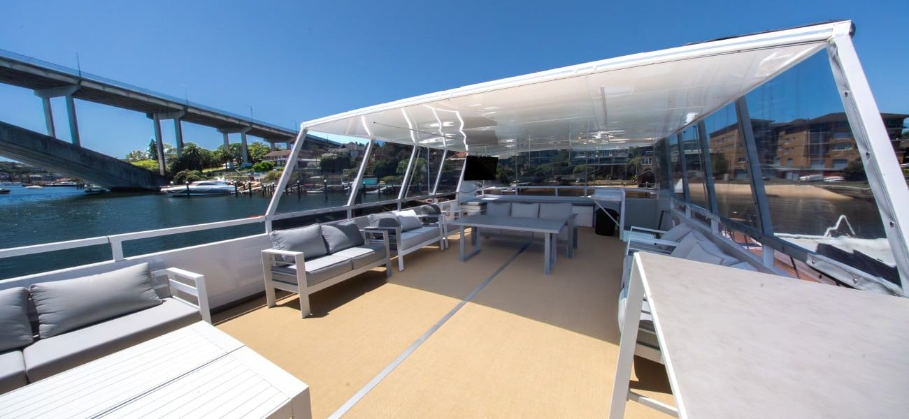 Deckhouse photo 2